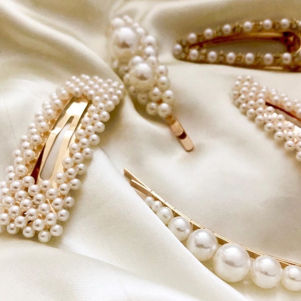 Luxury Pearl hair pin clips $1 each